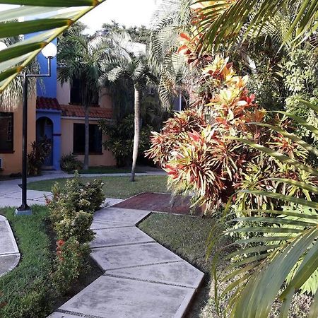 Cozy Townhouse In Great Location Leilighet Cancún Eksteriør bilde