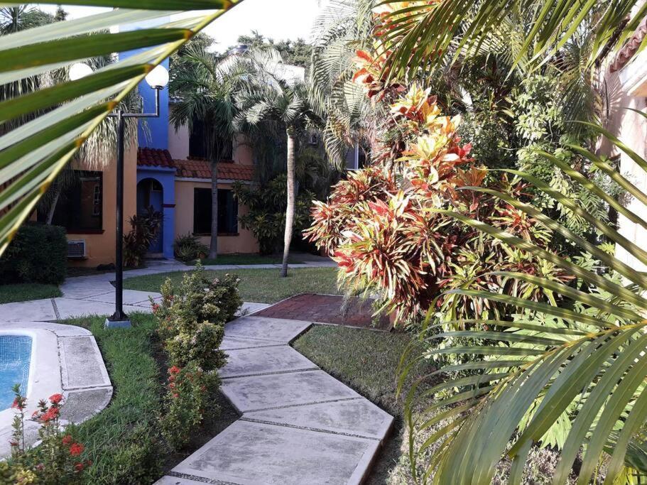Cozy Townhouse In Great Location Leilighet Cancún Eksteriør bilde